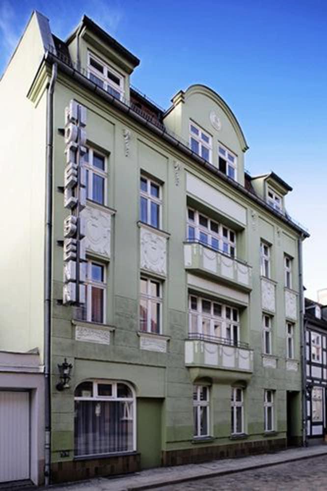Benn Hotel 3*